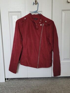 Burgandy/Maroon Zip Up Jacket | Size M | Staccato